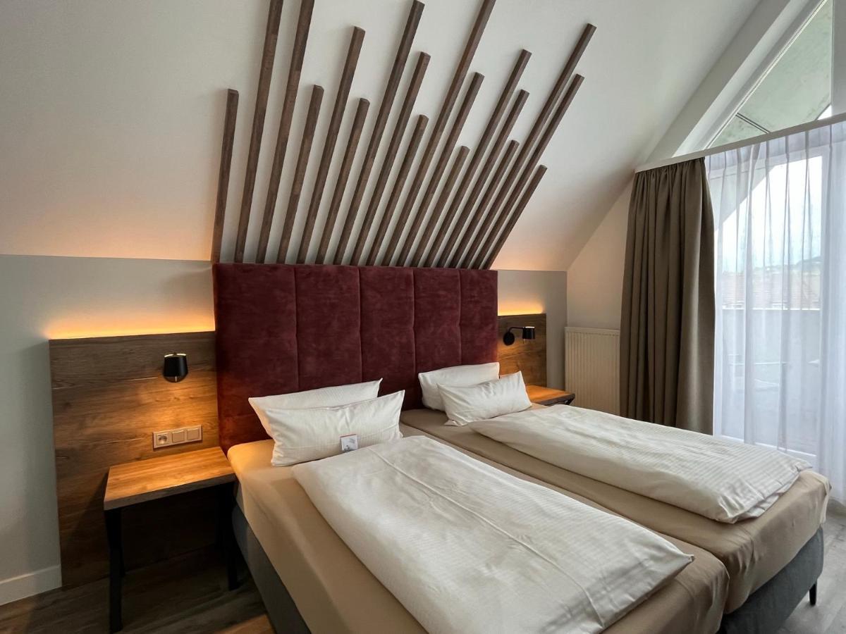 Hotel Mainpromenade ***S Karlstadt Esterno foto